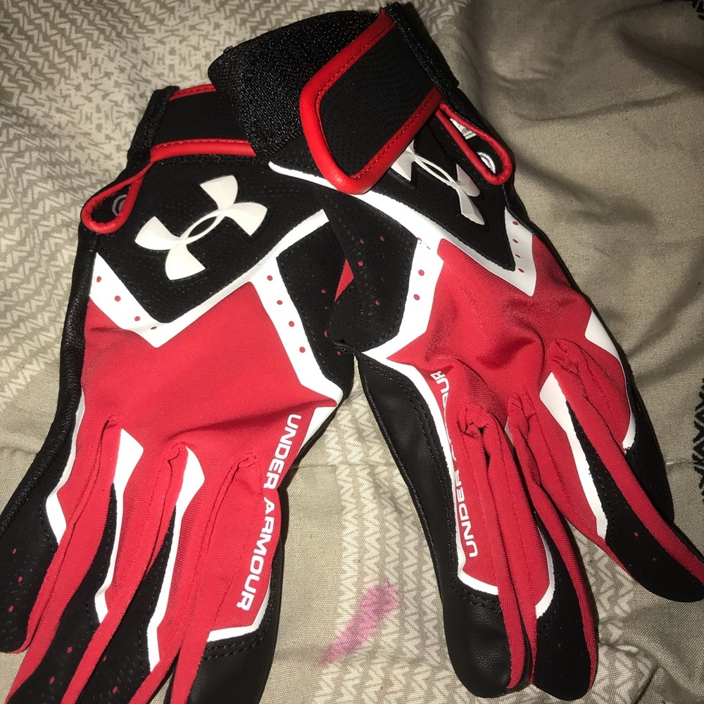 Women’s batting gloves
